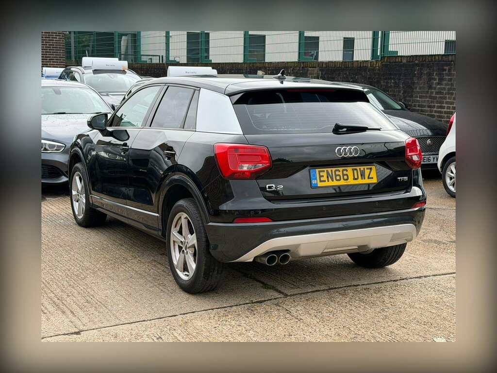 Audi Q2 White #7