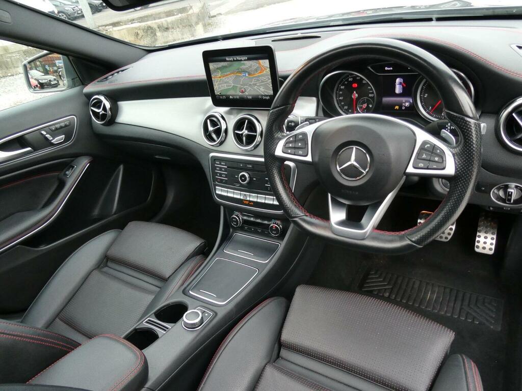 Mercedes-Benz GLA Class 2.1 Gla220d Amg Line Premium Plus 7G-dct 4Matic Grey #2