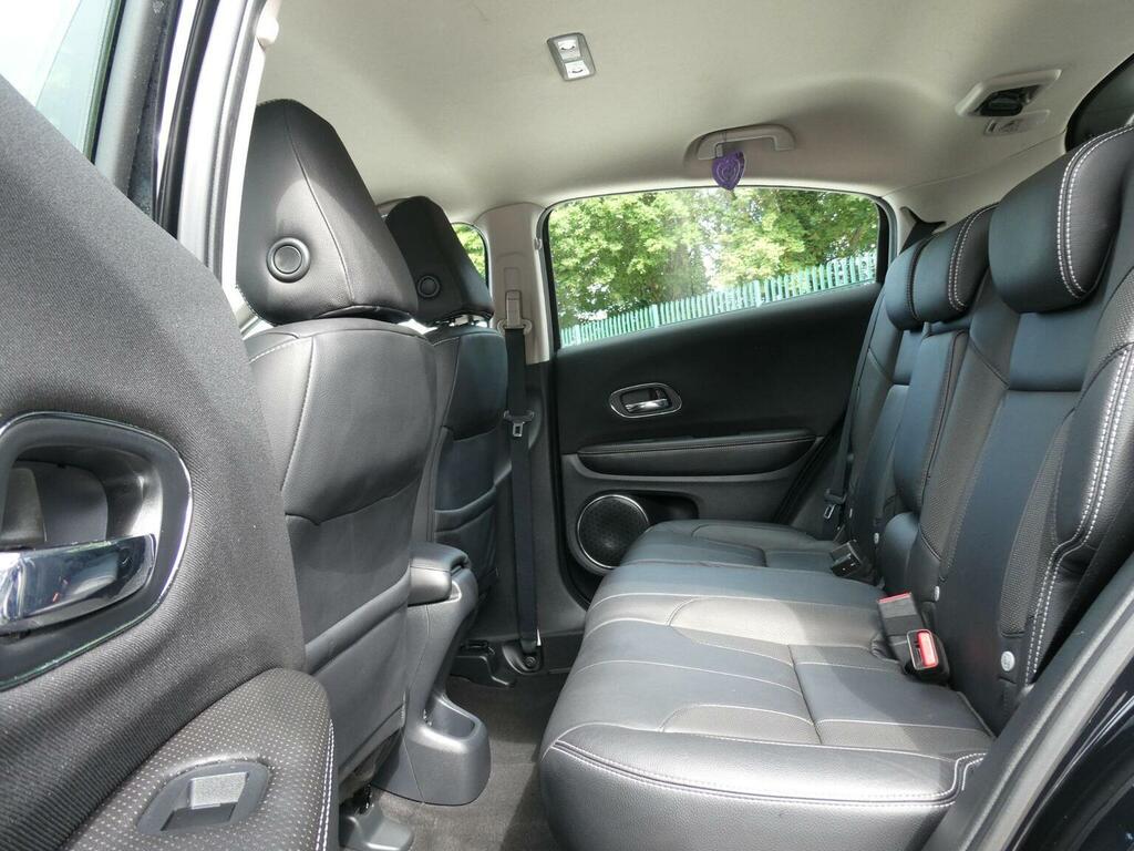 Honda Hr-V Se Silver #23