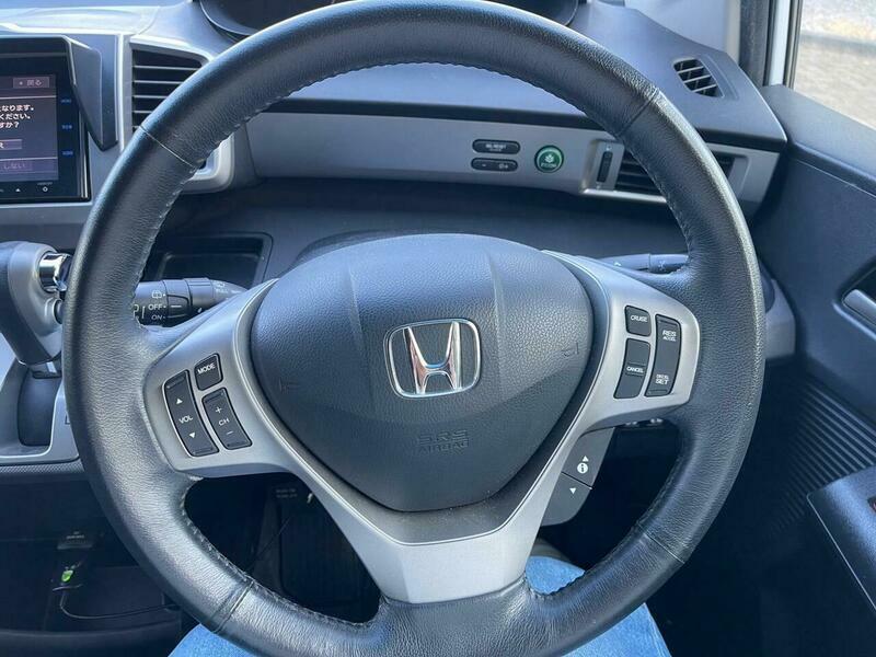 Honda Freed Mpv Blue #11
