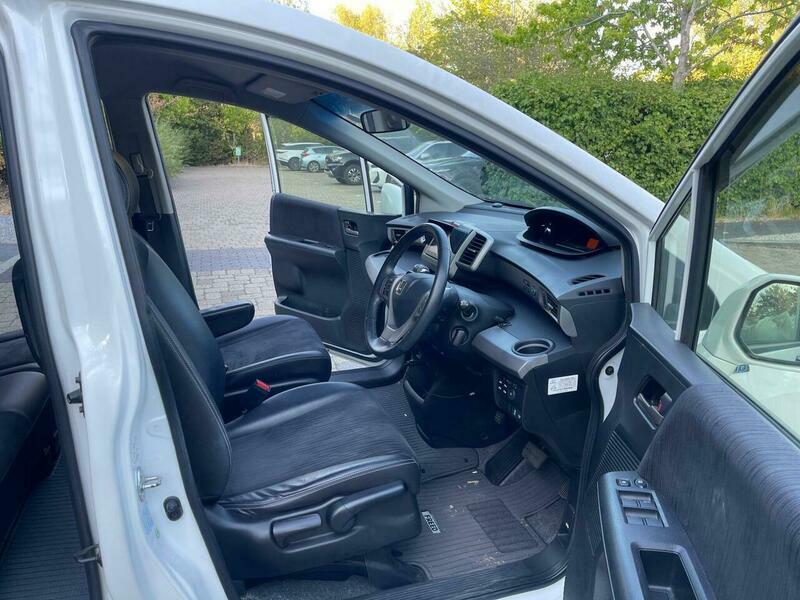 Honda Freed Mpv Blue #9