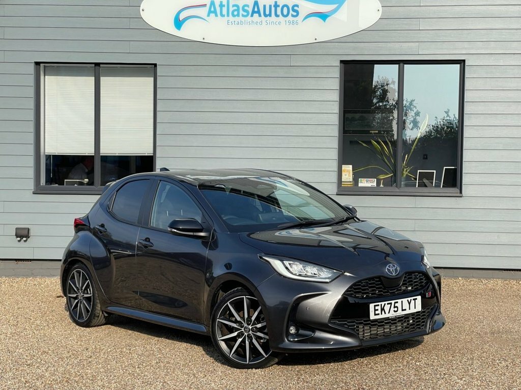 Toyota Yaris 1.5L Gr Sport Grey