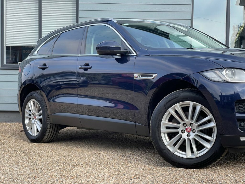 Jaguar F-Pace Estate AE67ASZ Blue #5