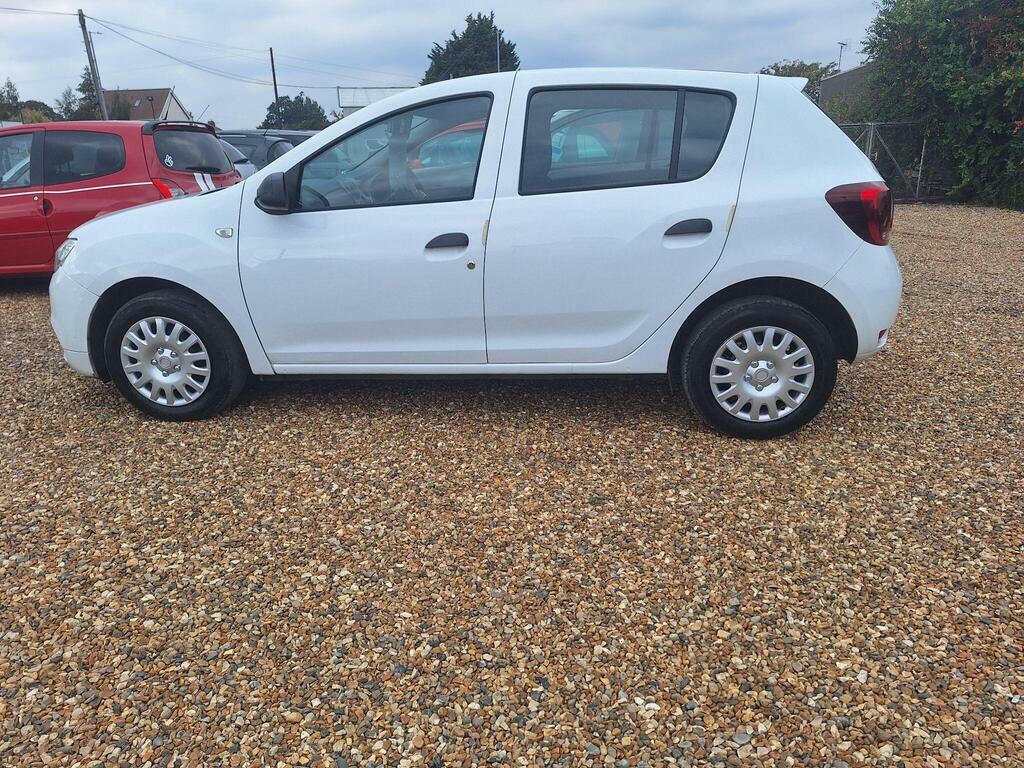 Dacia Sandero 1.5 Dci Ambiance Euro 6 S S White