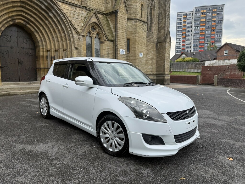 Suzuki Swift Hatchback 2010 - 2017 2013 White