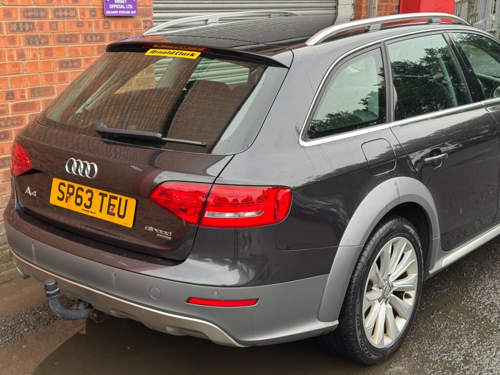Audi A4 Allroad 2L Null White #23