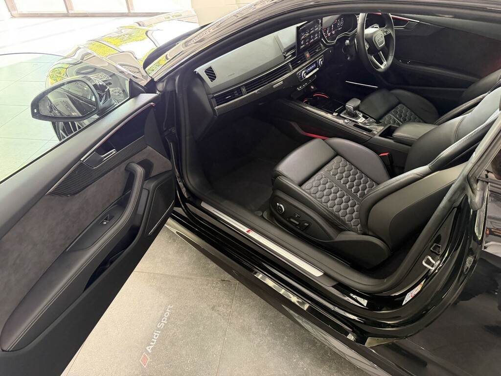 Audi RS5 Hatchback Black #31