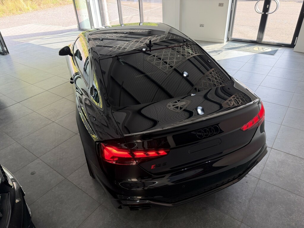 Audi RS5 Hatchback Black #35
