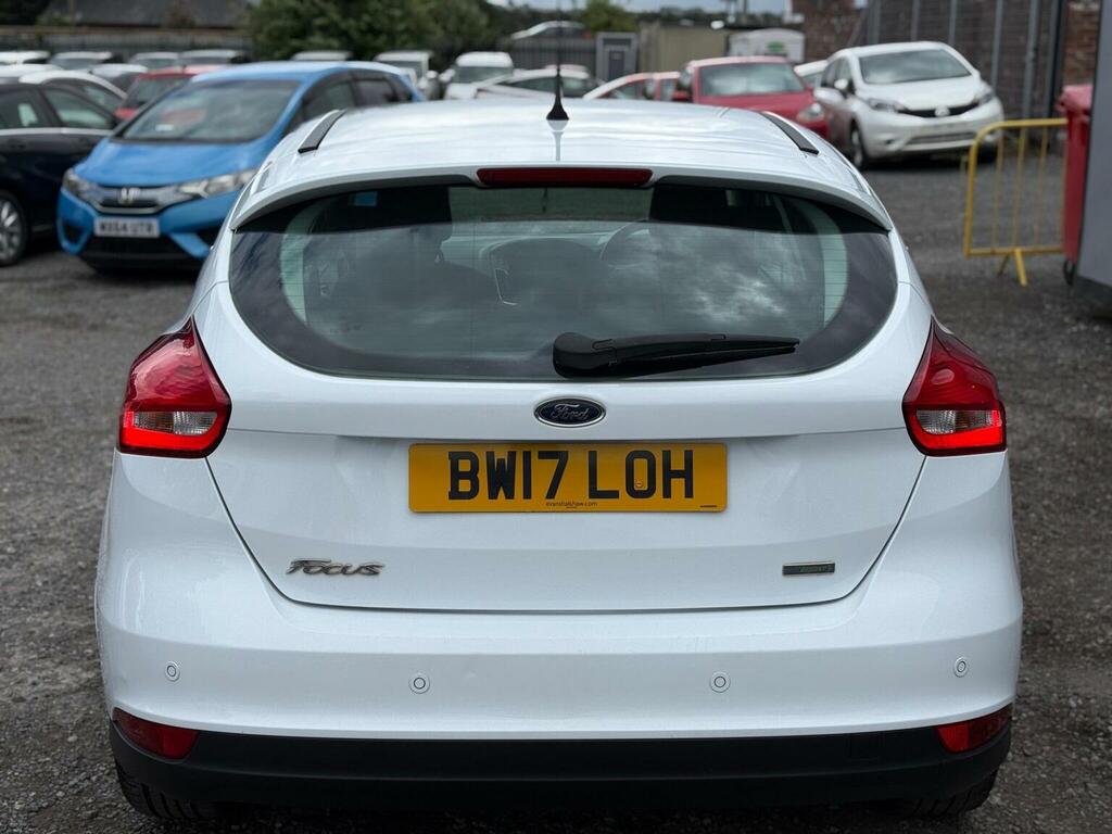 Ford Focus Hatchback 1.0T Ecoboost Titanium Euro 6 Ss BW17LOH White #6