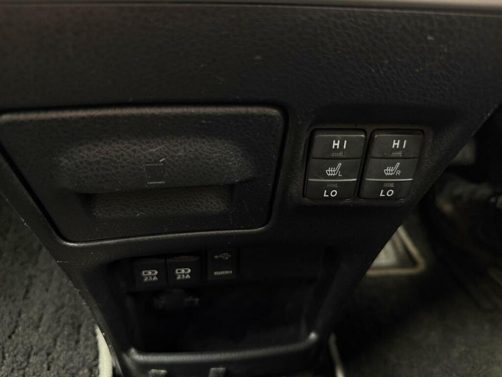 Toyota Voxy Hatchback Black #44