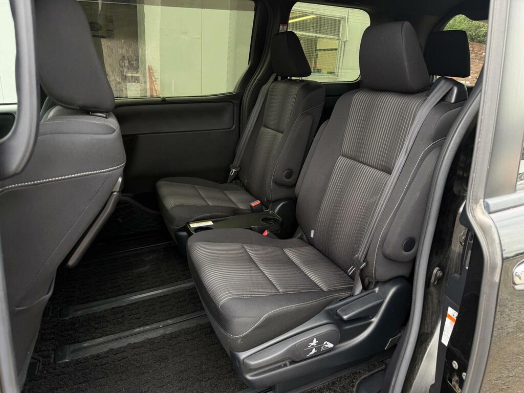 Toyota Voxy Hatchback Black #20