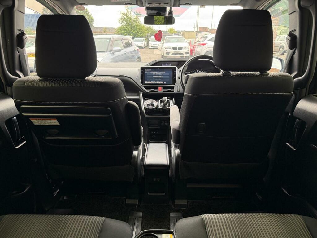 Toyota Voxy Hatchback Black #28