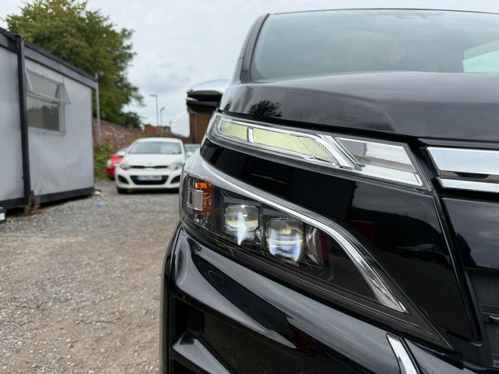 Toyota Voxy Hatchback Black #48