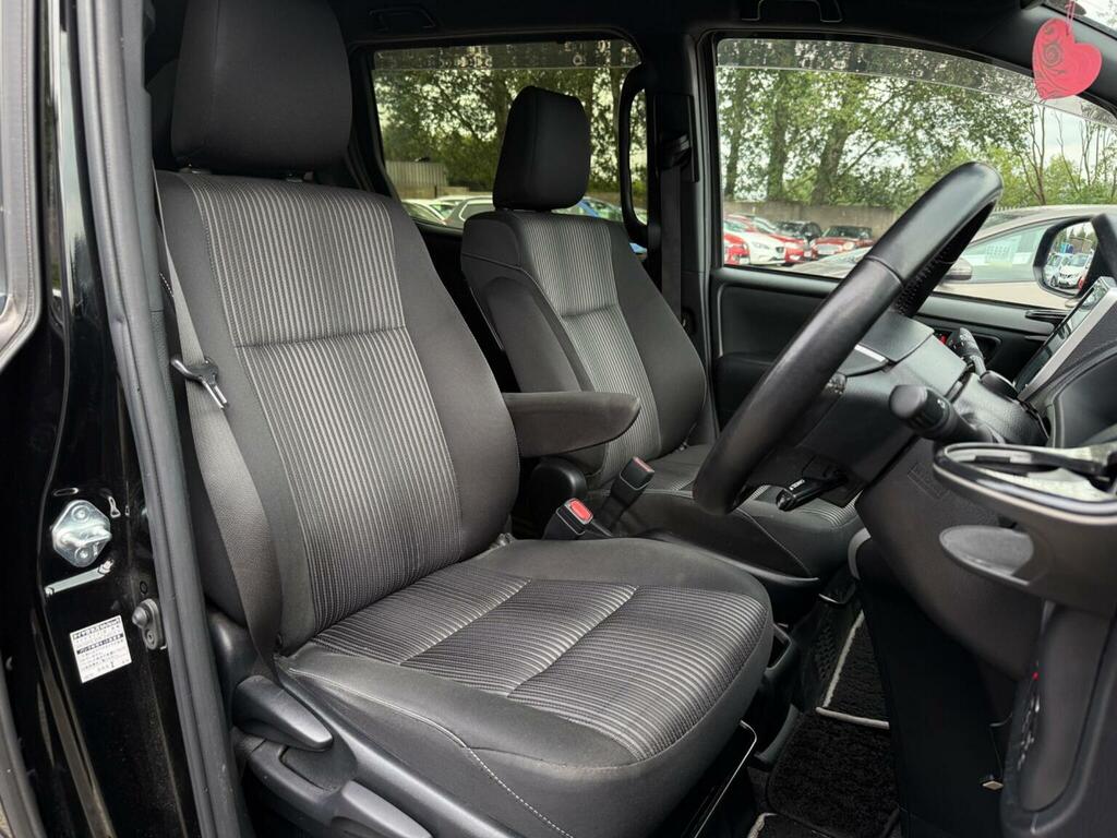 Toyota Voxy Hatchback Black #13