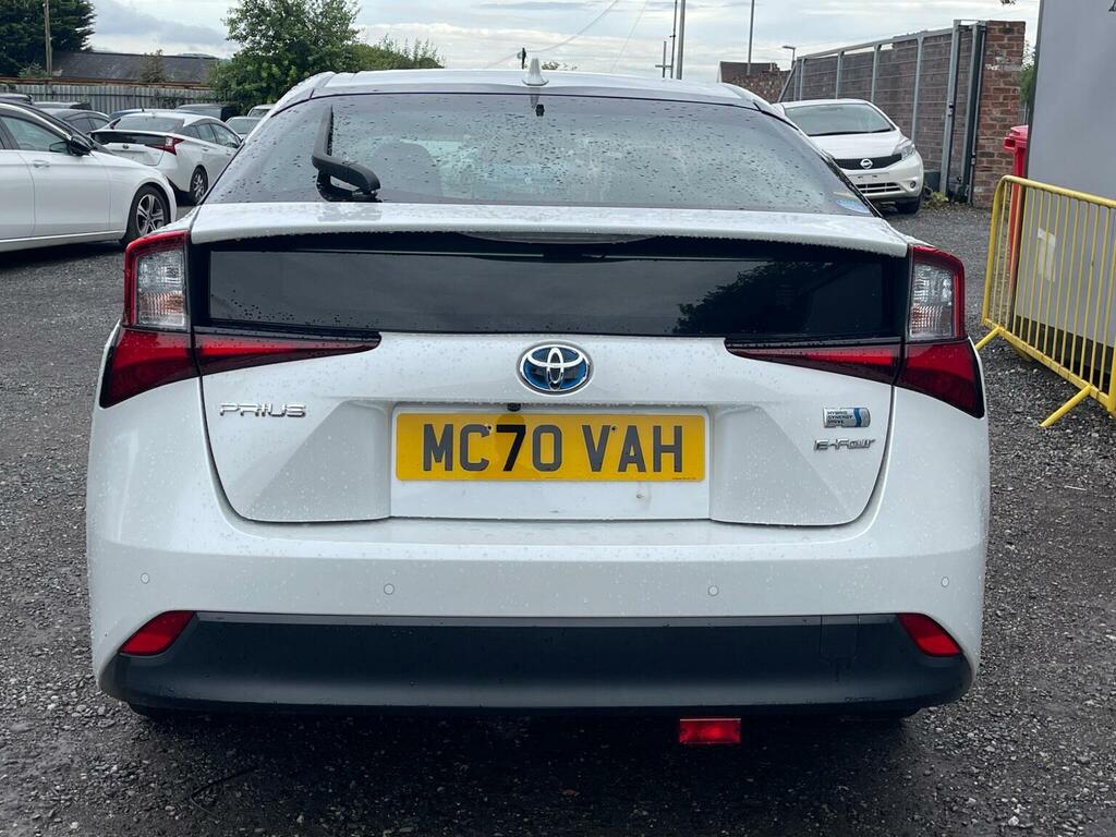Toyota Prius 1.8 Vvt-h Active Hatchback Hybrid Cvt E White #6