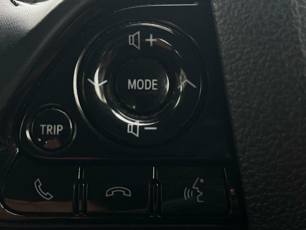 Toyota Prius 1.8 Phev Excel Cvt #28