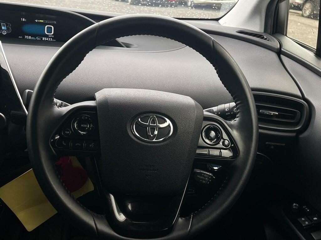 Toyota Prius 1.8 Phev Excel Cvt #20