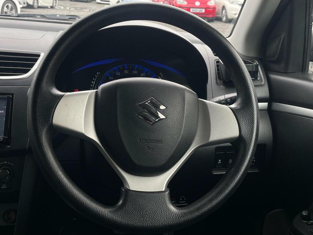Suzuki Swift Hatchback Silver #19