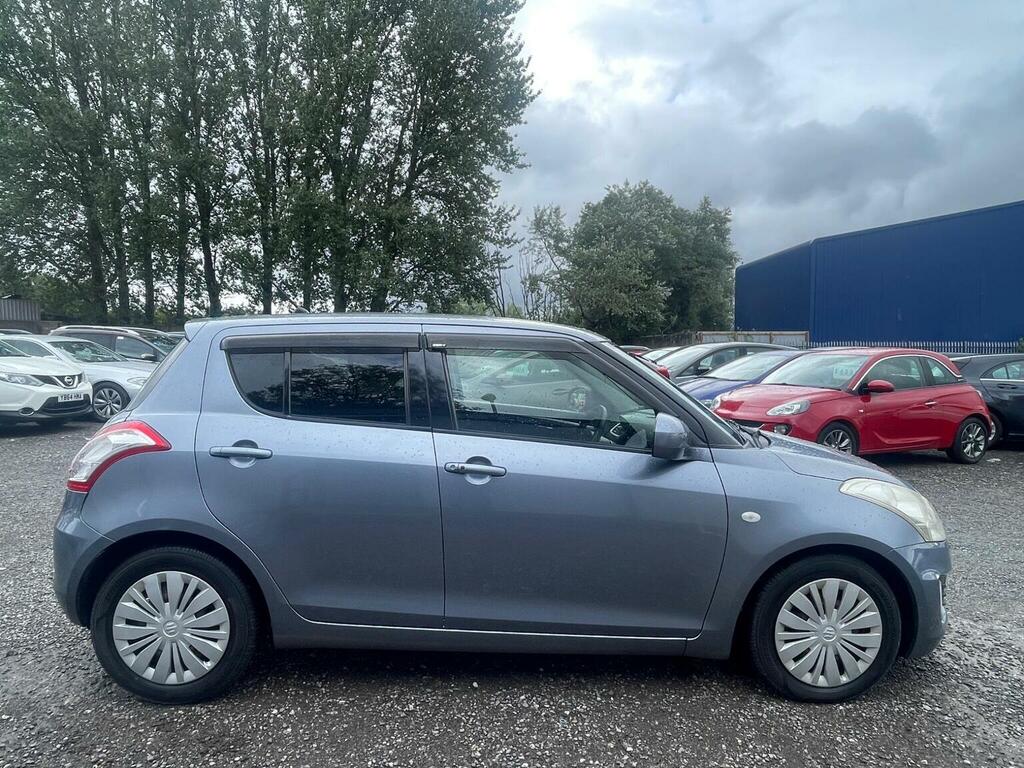Suzuki Swift Hatchback Silver #7