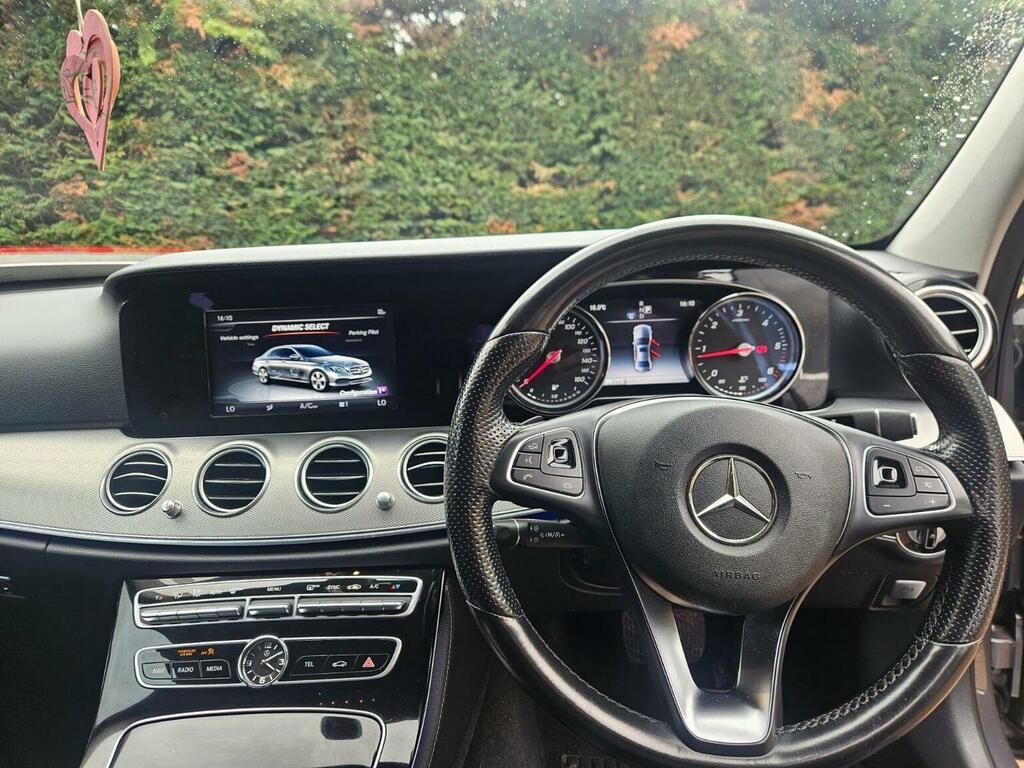 Mercedes-Benz E Class D Amg Line Edition Premium Black #32
