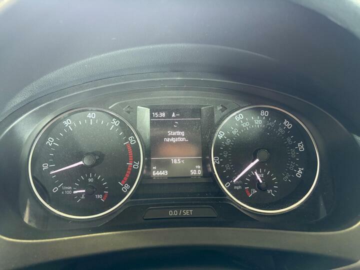 Skoda Rapid Spaceback 1.0 Tsi 95 Se Tech Blue #48