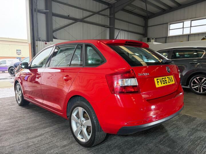 Skoda Rapid Spaceback 1.2 Tsi Se Tech Euro 6 Ss Red #4