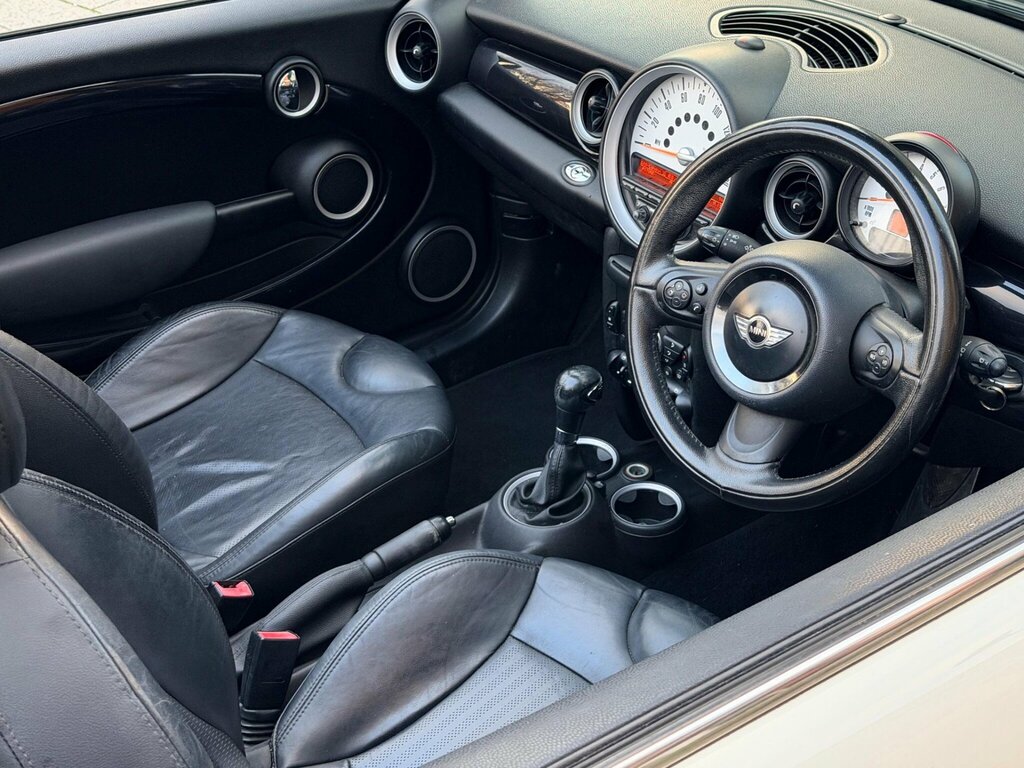 Mini Convertible 1.6 Cooper Steptronic Euro 5 White #2