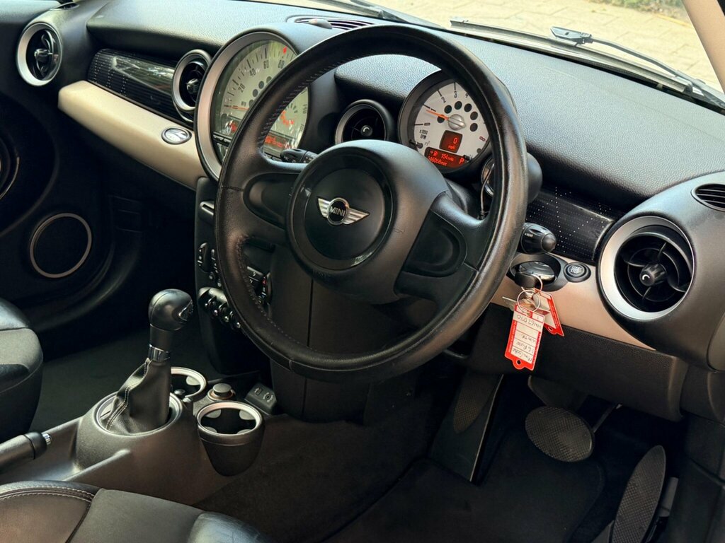 Mini Hatch 1.6L Cooper White #9