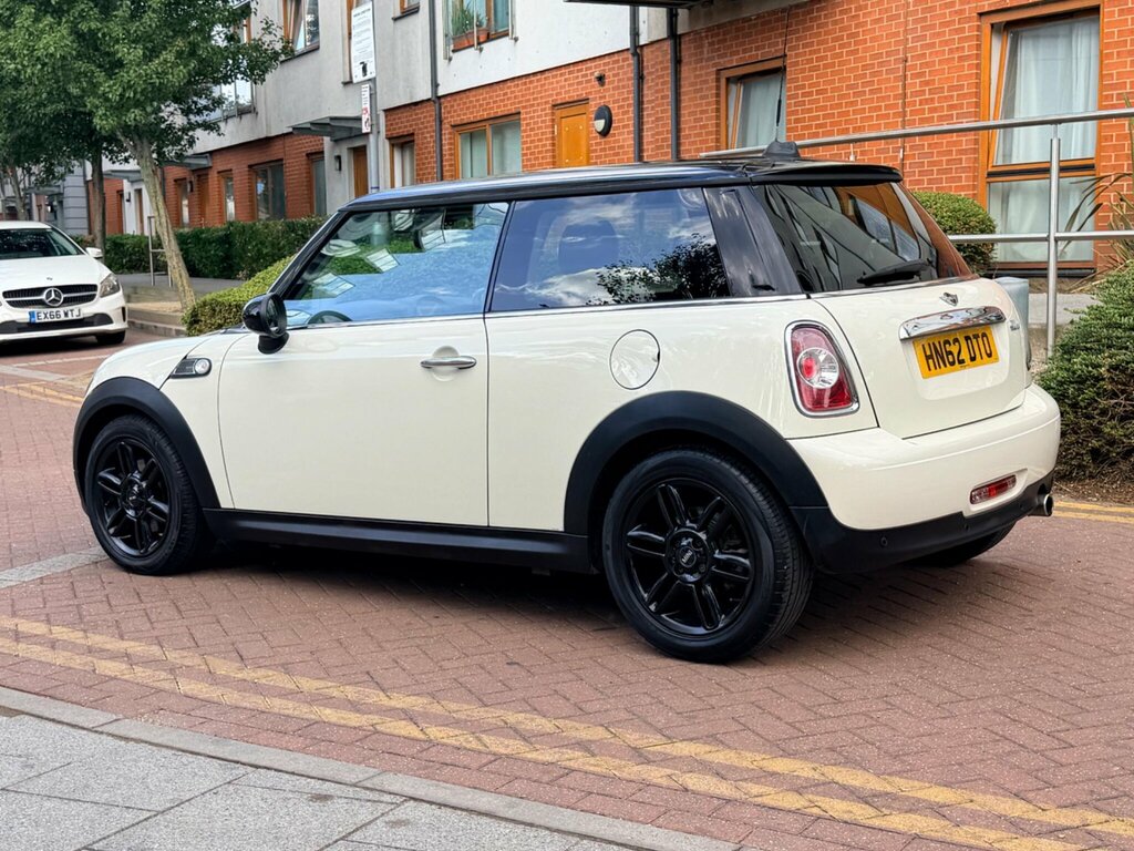 Mini Hatch 1.6 Cooper Baker Street Steptronic Euro 5 White #6