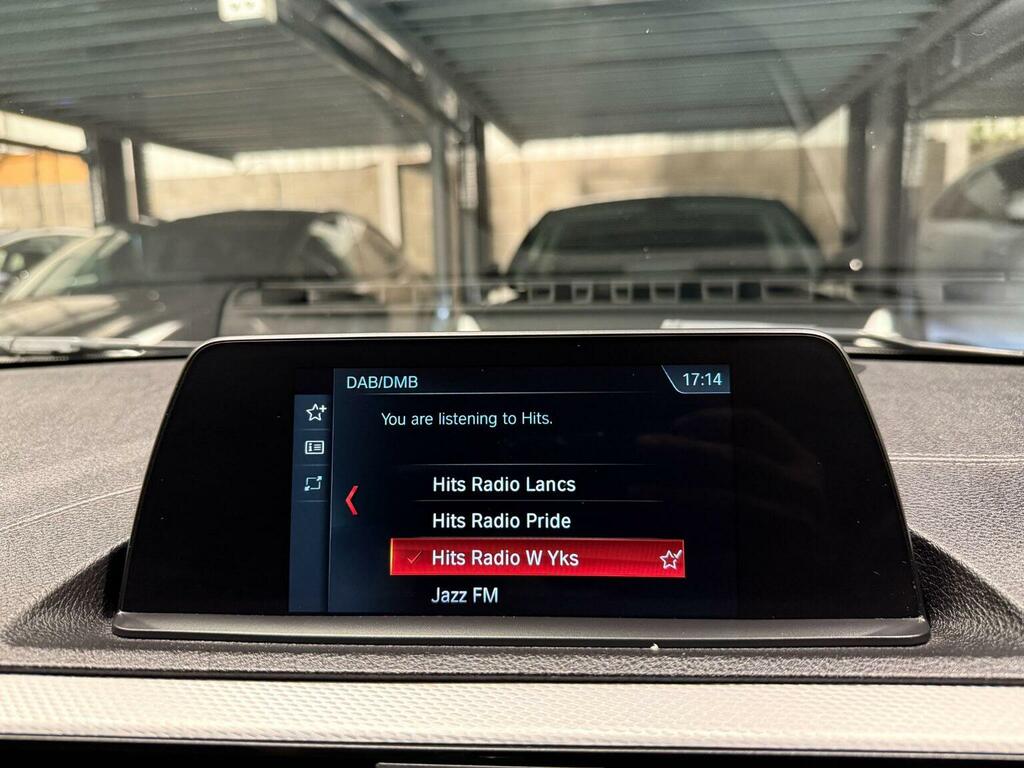 BMW 1 Series Efficientdynamics Plus Black #52