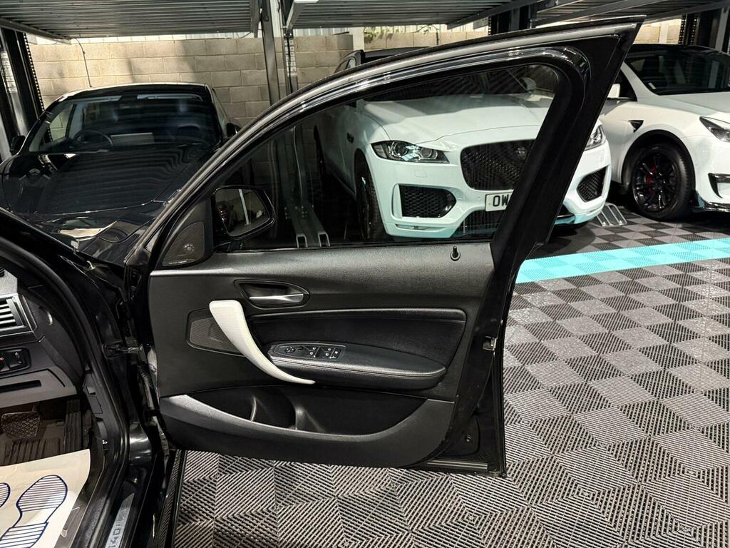 BMW 1 Series Efficientdynamics Plus Black #28