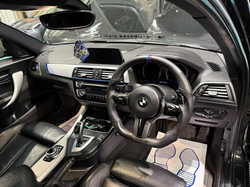 BMW 1 Series Efficientdynamics Plus Black #24