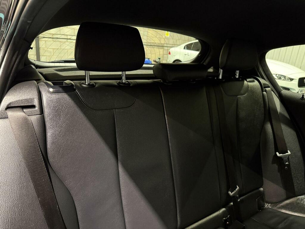 BMW 1 Series Efficientdynamics Plus Black #29