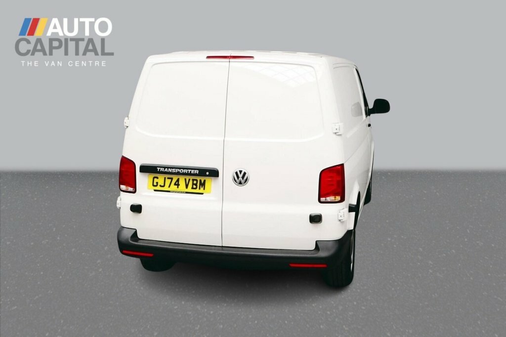 Volkswagen Transporter 2L Startline GJ74VBM White #4