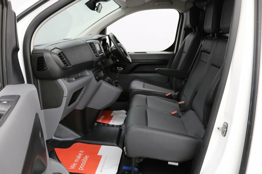 Citroen Dispatch 1.5 Bluehdi Black #12