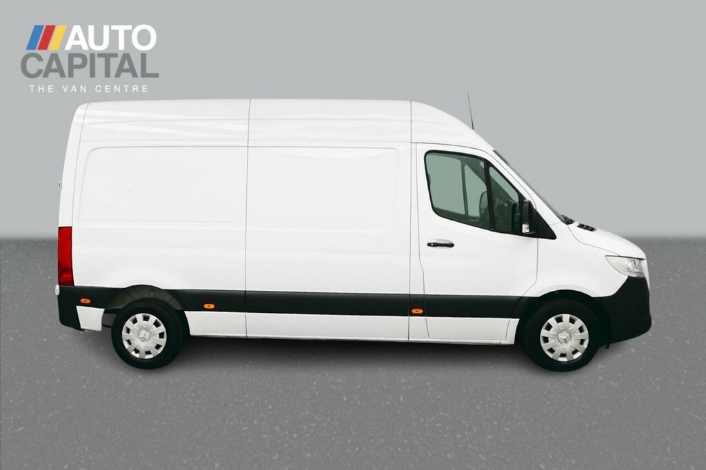 Mercedes-Benz Sprinter 2L Premium White #6