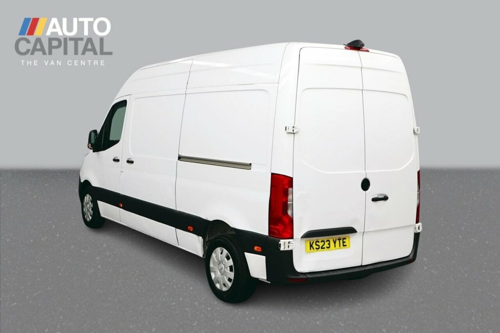 Mercedes-Benz Sprinter 2L Premium White #3