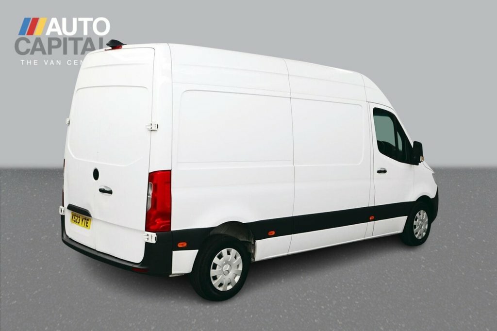 Mercedes-Benz Sprinter 2L Premium White #5