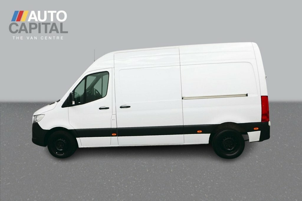 Mercedes-Benz Sprinter 2L Premium White #2