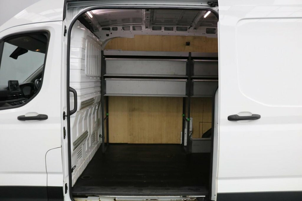 Maxus Deliver 9 2L Null Red #9
