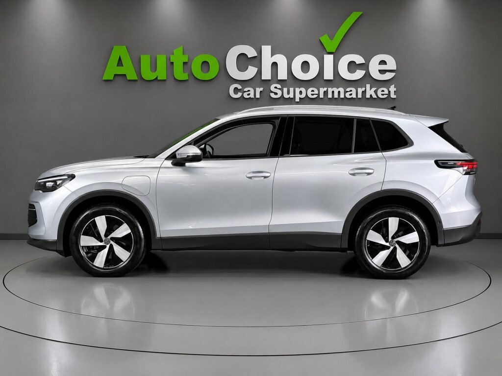 Volkswagen Tiguan 1.5L Match VN75ZLY Silver #3