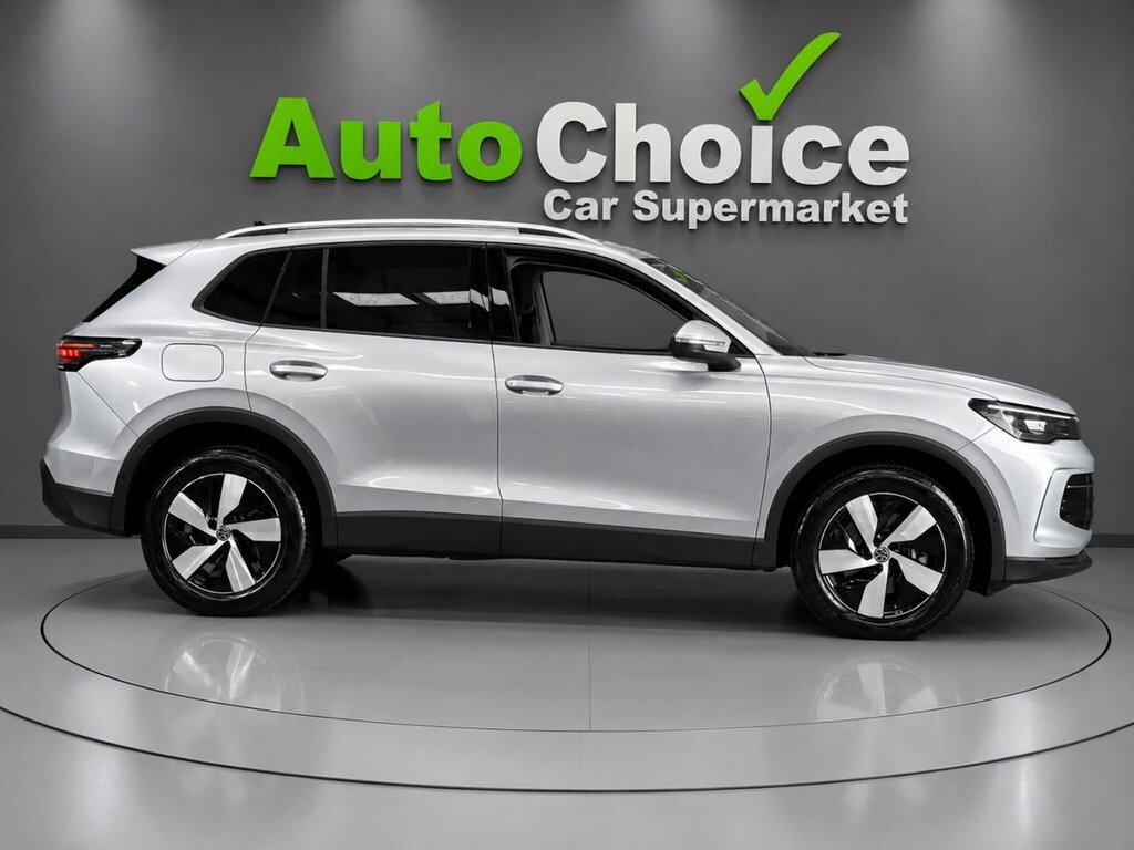 Volkswagen Tiguan 1.5L Match VN75ZLY Silver #4