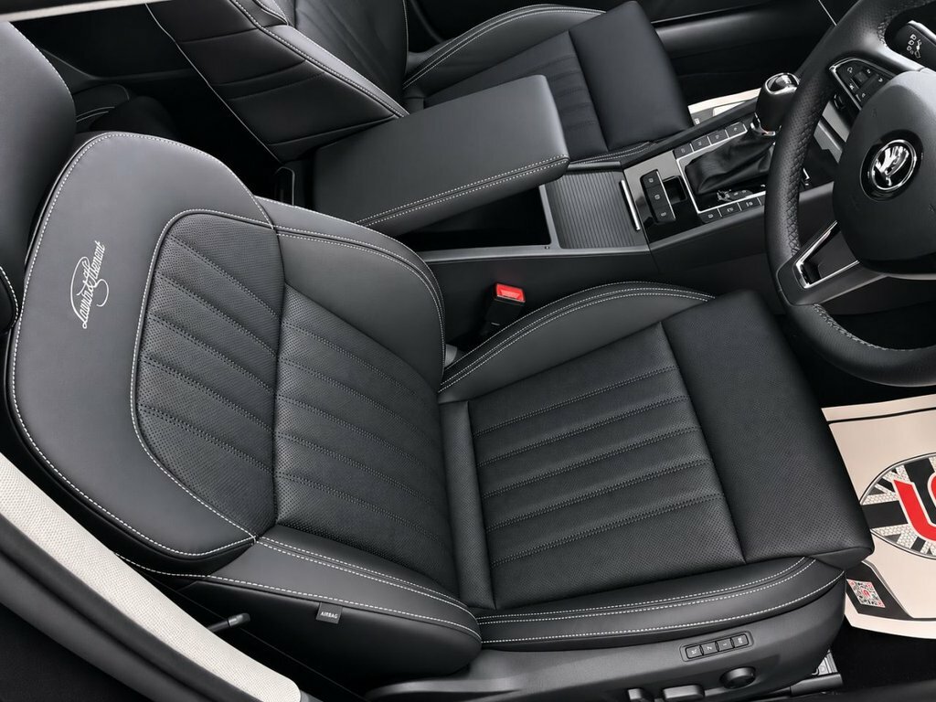 Skoda Superb 1.4L Laurin Klement Black #6