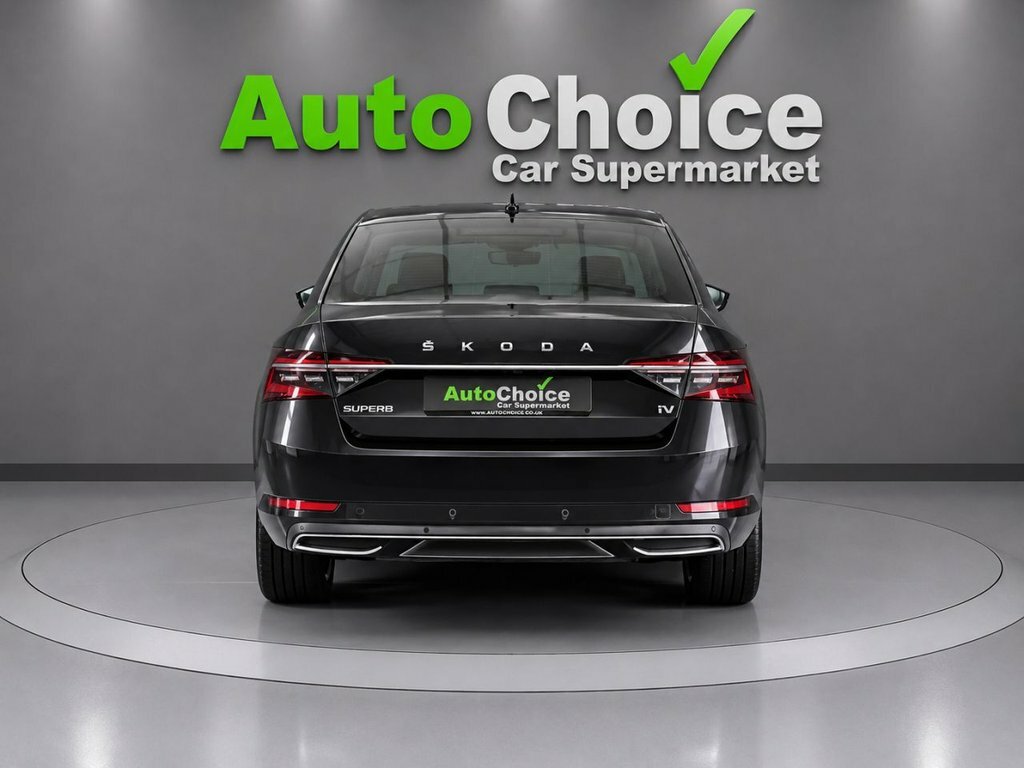 Skoda Superb 1.4L Laurin Klement Black #4