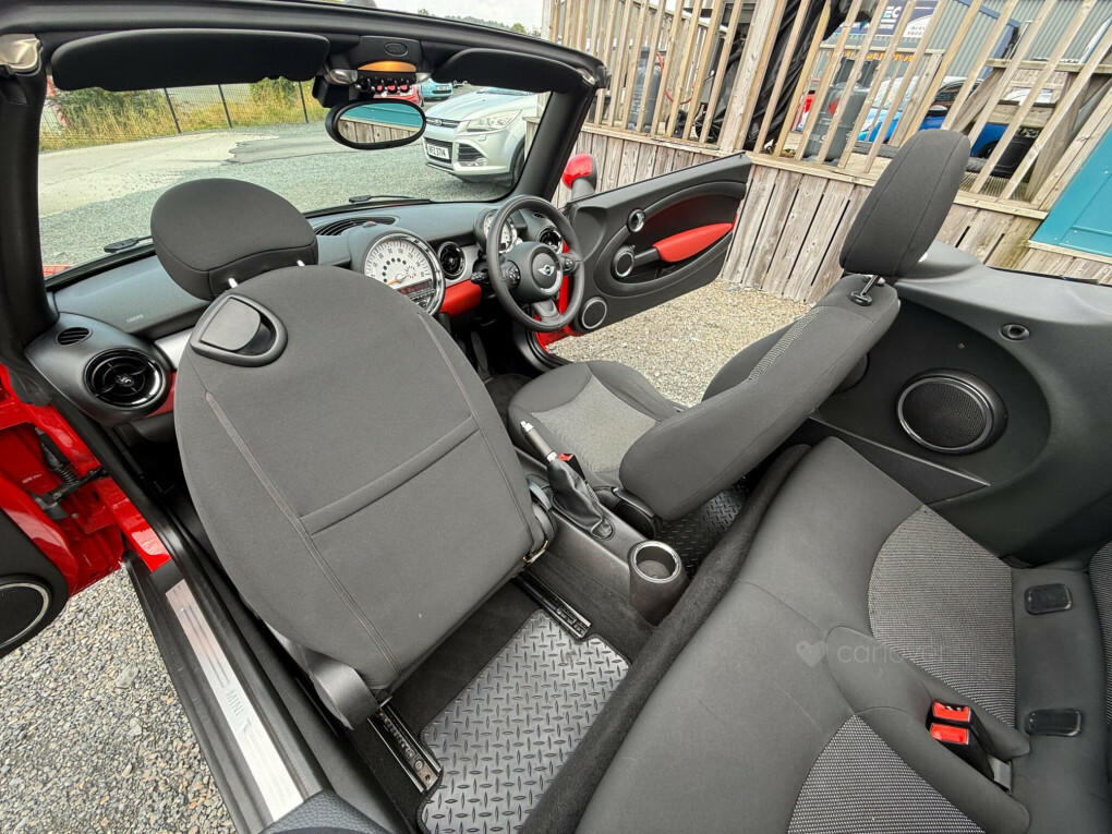 Mini Convertible 2.0 Cooper Sd 141 Bhp White #76