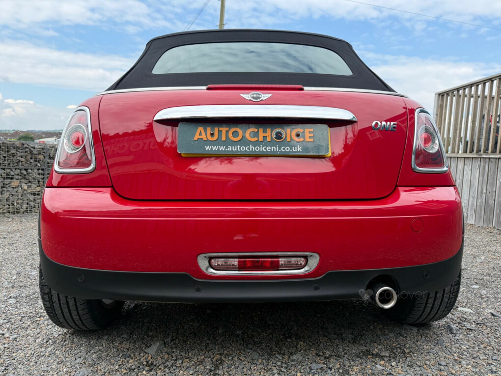 Mini Convertible 2.0 Cooper Sd 141 Bhp White #18