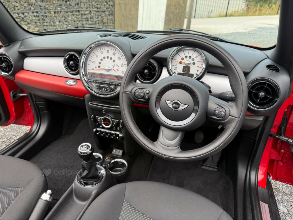 Mini Convertible 2.0 Cooper Sd 141 Bhp White #56
