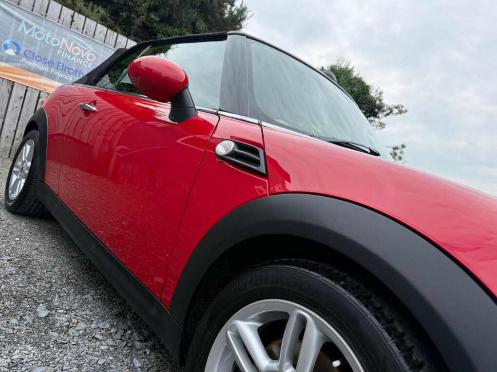 Mini Convertible 2.0 Cooper Sd 141 Bhp White #11