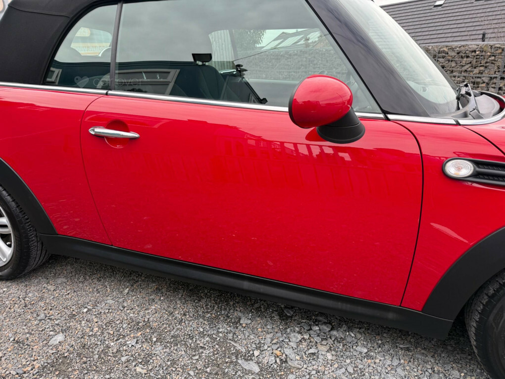 Mini Convertible 2.0 Cooper Sd 141 Bhp White #14