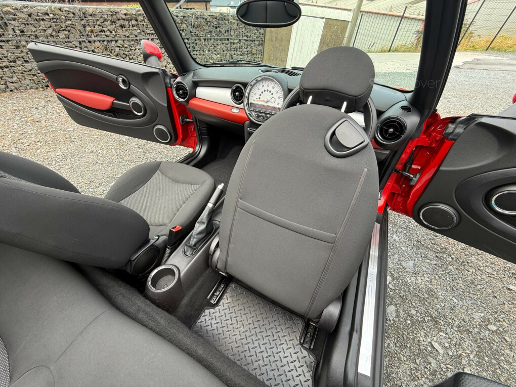 Mini Convertible 2.0 Cooper Sd 141 Bhp White #62